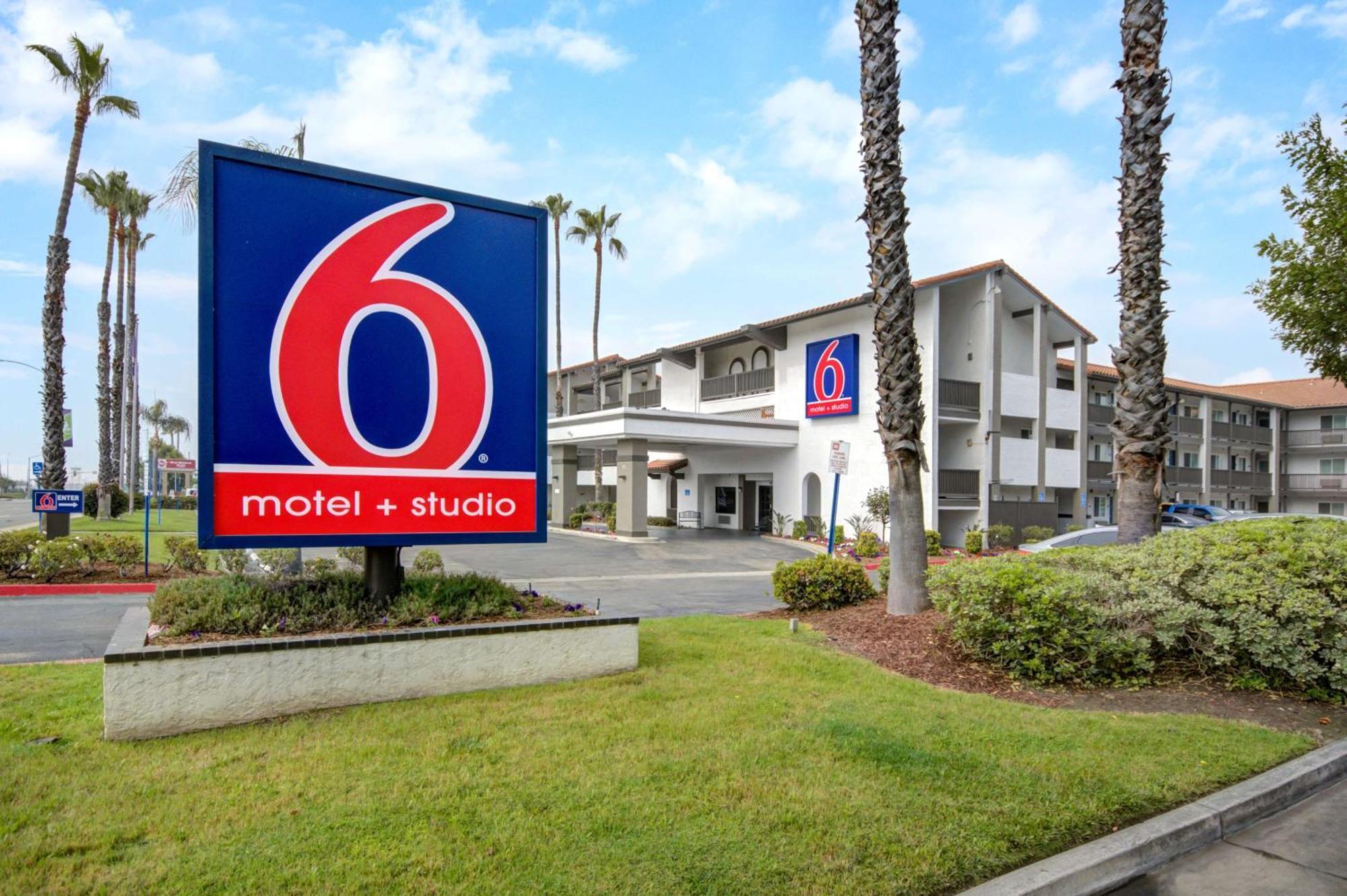 Motel 6 Ontario Ca Convention Center Airport Exteriör bild